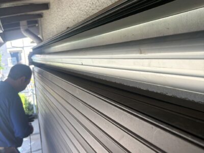東京都西東京市　N様邸　　YKKAP製手動シャッターをソムフィキットでシャッター電動化工事