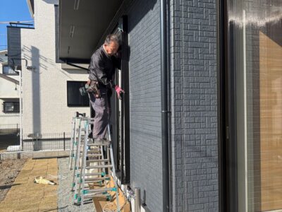 神奈川県小田原市　O様邸　３台の手動窓シャッターを電動化工事　ソムフィキット