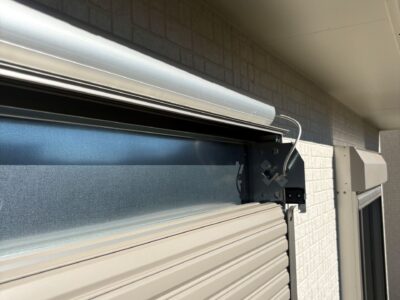 埼玉県八潮市　Ｙ様邸　　YKKAP製の手動シャッターをソムフィキットで電動化工事