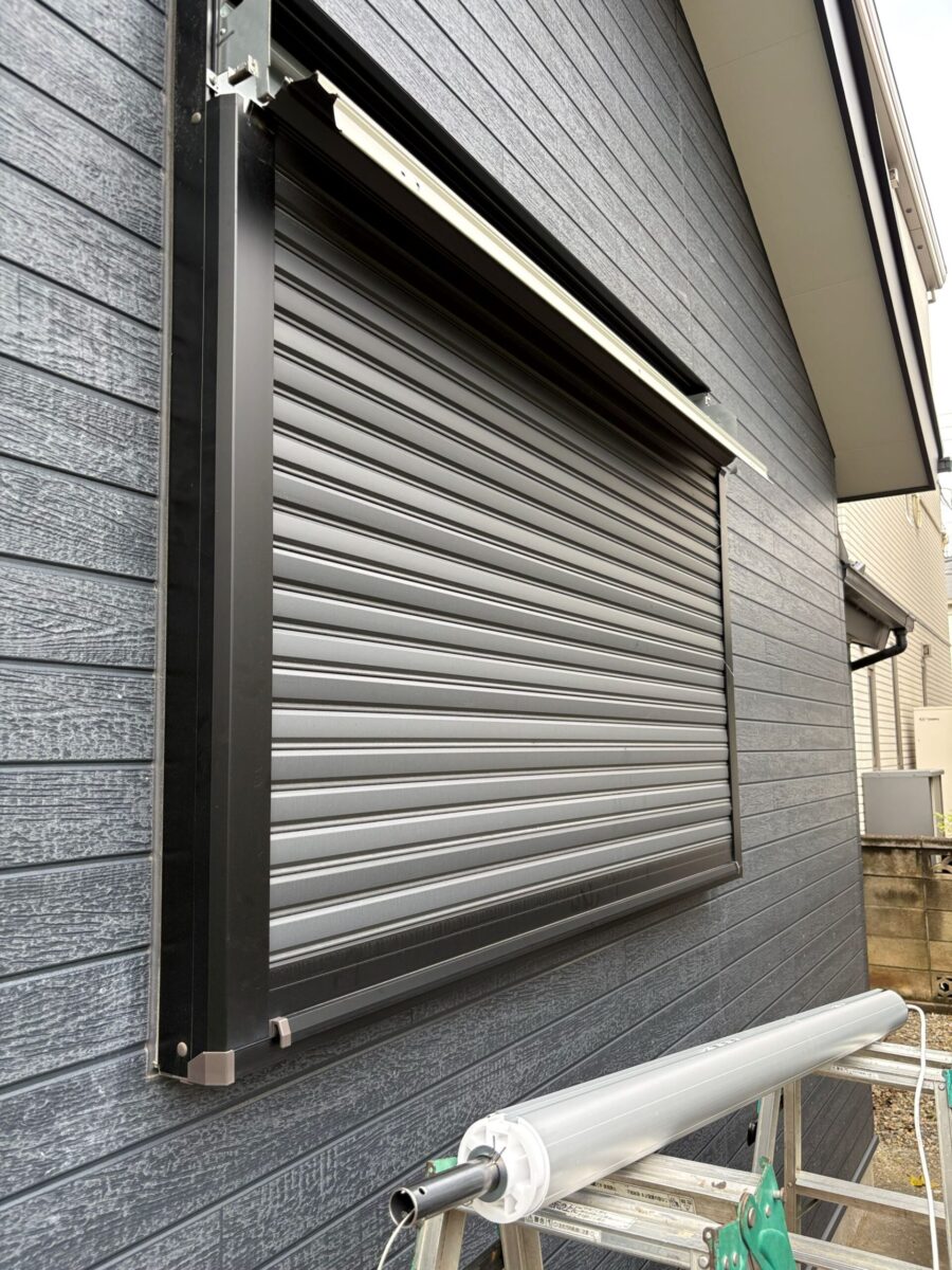 埼玉県さいたま市　T様邸　　三協立山製手動シャッターをソムフィキットで電動化工事
